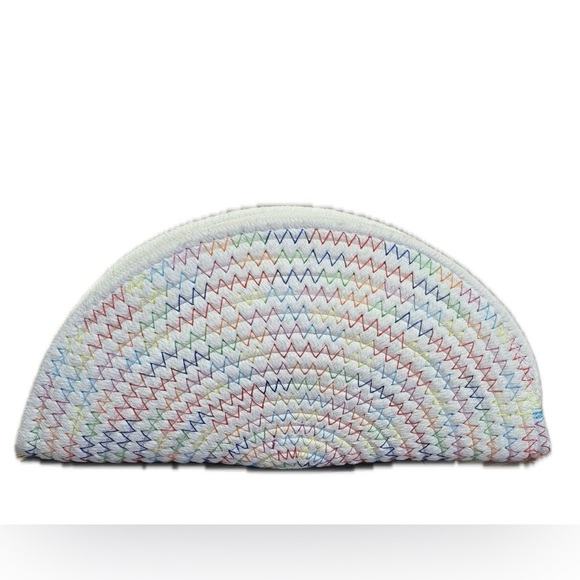 Cowrie Shell Woven Rainbow Zig Zag Bali inspired Clutch - Picture 2 of 5